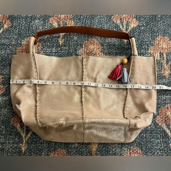 Women’s The Sak Los Feliz Suede Tote Bag - Picture 8 of 10